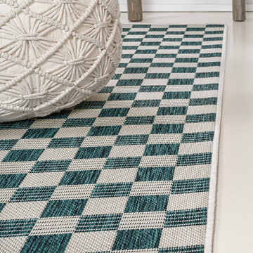 Aimee Traditional Cottage Checkerboard Indoor/Outdoor Area Rug